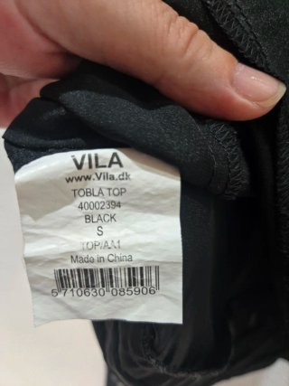 Blusa VILA negra talla S mangas transparentes