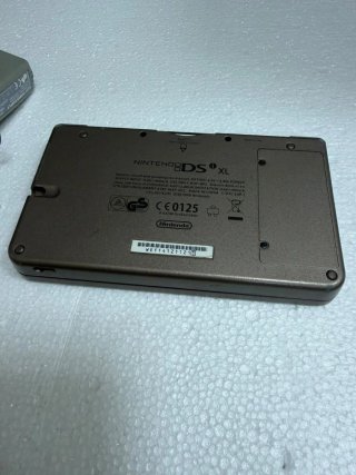 Nintendo DS XL