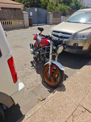 Ducati Monster 600