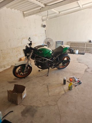Ducati Monster 600