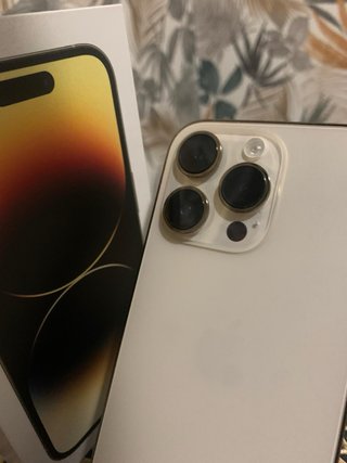 iPhone 14 Pro Dorado