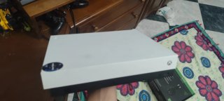 Xbox One 1TB con disco+ Mando originale + gioco
