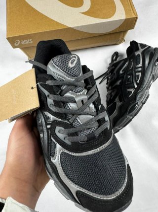 Zapatillas Asics Negras