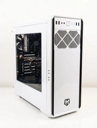 PC Gaming Blanco i7 3770 GTX 1650 16GB RAM SSD