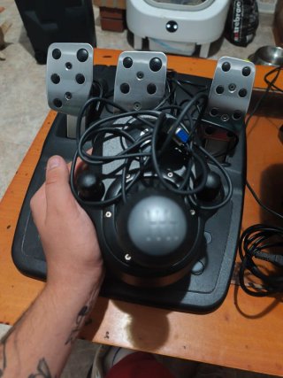 Volante Logitech G29 + Palanca de Cambios
