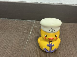 Colección 5 patitos de goma temáticos