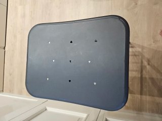 Taburete Kave Home gris oscuro 76,5 cm