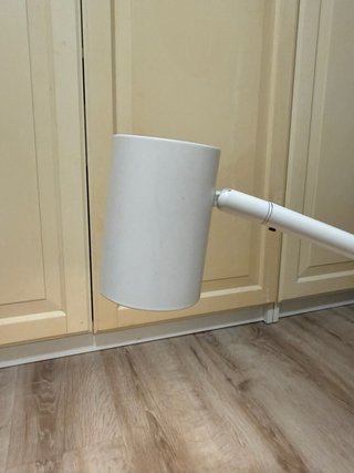 Lámpara de escritorio Ikea blanca
