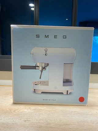 Cafetera SMEG Roja