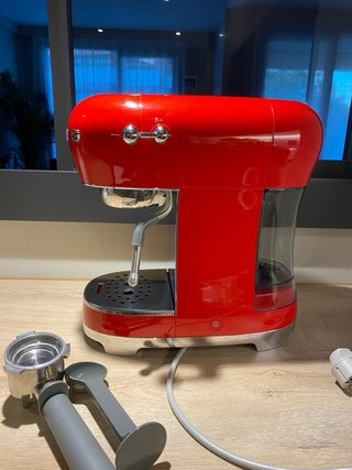Cafetera SMEG Roja