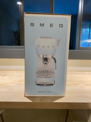 Cafetera SMEG Roja