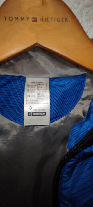 Cazadora Decathlon niños Talla 151/160 talla 12/13