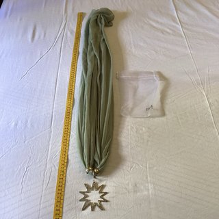 Foulard con ciondolo stella e luna