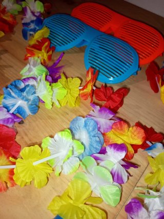 Lote accesorios disfraz hawaiano / photocall fiest
