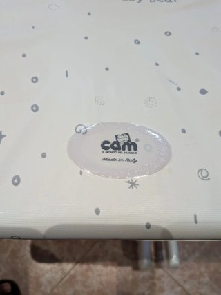 Donación bañera y cambiador bebé CAM