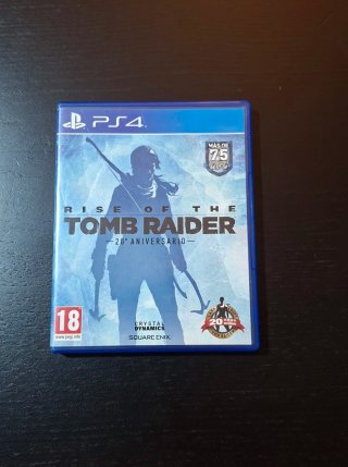 PS4 Pro + 2 Mandos + 3 Juegos