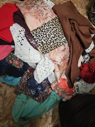 Lote Ropa Mujer Talla XXXL +100 Prendas