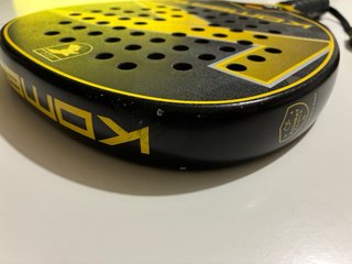 Pala de pádel Kombat G.E.O Edition 18K