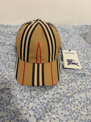 Gorra Burberry Nueva con Etiqueta