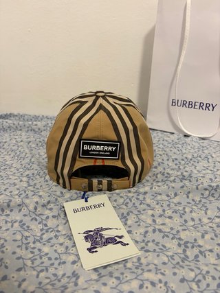 Gorra Burberry Nueva con Etiqueta