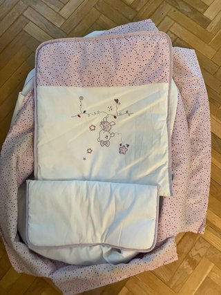 Cuna de bebé plegable