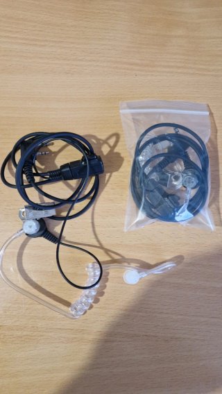 2 Radios Walkie Talkie BAOFENG Nuevos