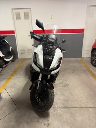 Honda ADV 350 2024 Blanca