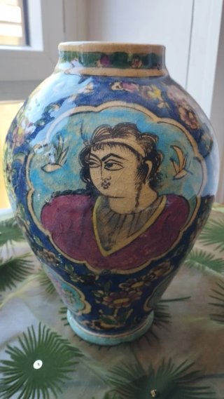 Vaso Persiano kajar style in ceramica