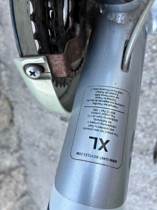 Bicicleta GIANT Híbrida Aluminio Shimano Deore