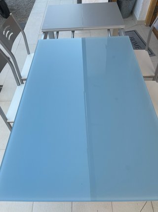 Mesa y 4 Sillas Cocina/Comedor
