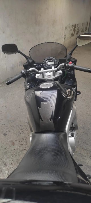 Yamaha Fazer FZ6 Negra