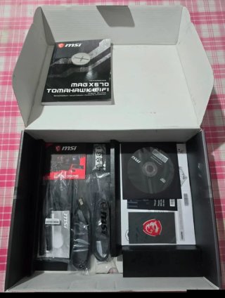Placa Base MSI MAG X570 Tomahawk WIFI