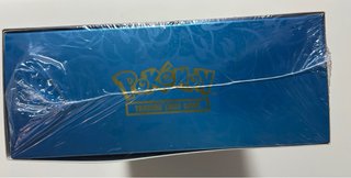 Caja Ultrapremium MegaCharizard X sellada