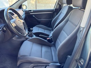 Volkswagen Golf 2004