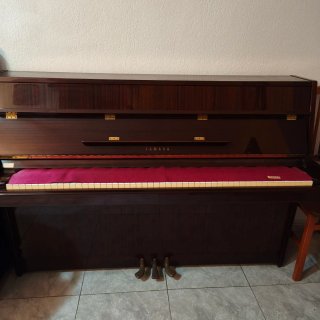 Piano Acústico Yamaha MJ5