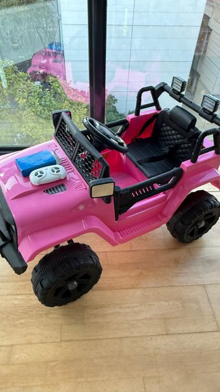 Coche eléctrico infantil 12V tipo Jeep rosa