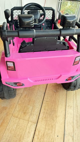 Coche eléctrico infantil 12V tipo Jeep rosa