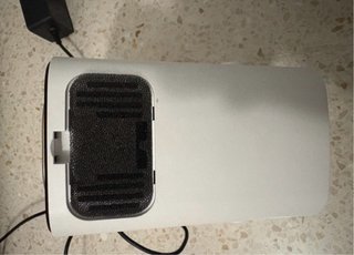 Proyector Blanco y Dorado