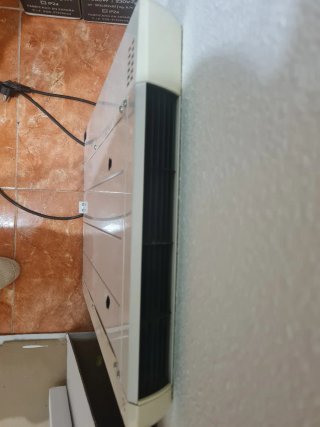 Radiador Eléctrico Jata 650W