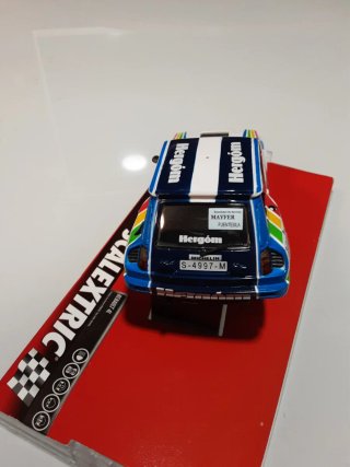 Scalextric Renault 5 Hergom 9
