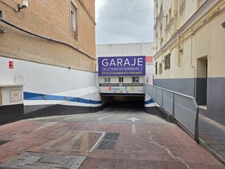 Plaza de garaje en calle Francos Rodriguez