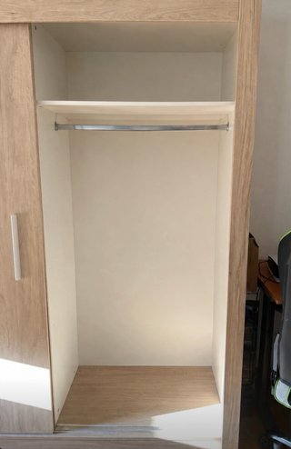 Armario puertas correderas madera
