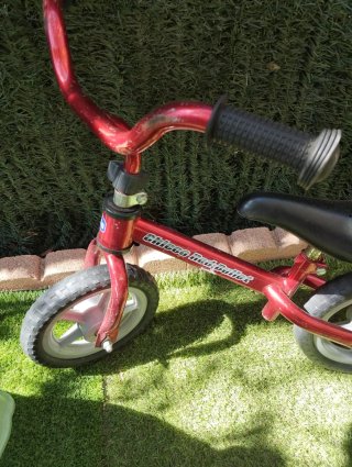 Bicicleta de equilibrio Chicco Red Bullet