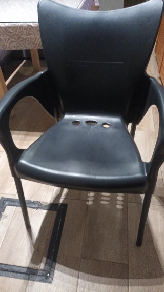 Sillas de plástico para terraza o patio