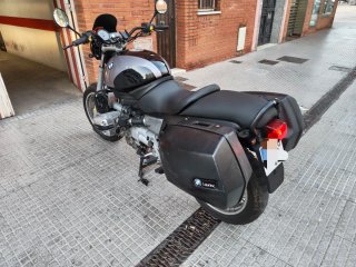 BMW R1100R