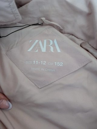 Abrigo Zara rosa