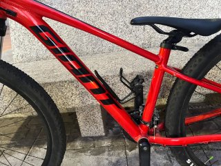 Se vende mtb giant talon 27'5
