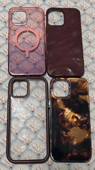 4 Carcasas iPhone 12 Pro Max