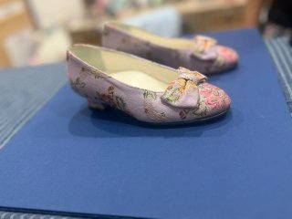 Zapatos fallera niña rosas y morados (NÚMERO 29)