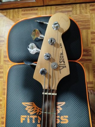 Bajo Eléctrico VISION Sunburst